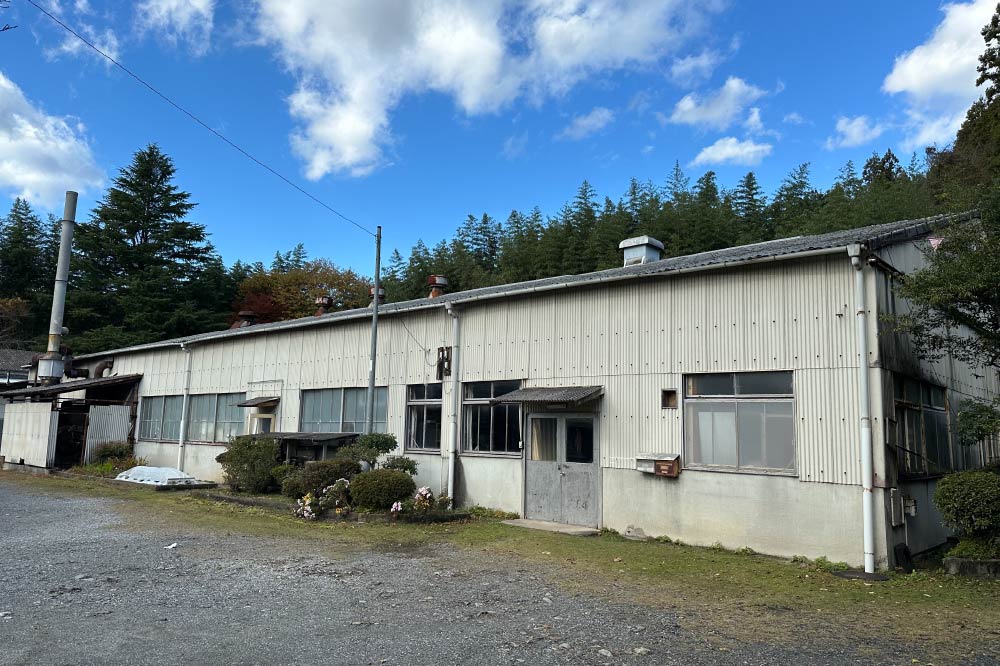 有限会社カテロン工業の社屋
